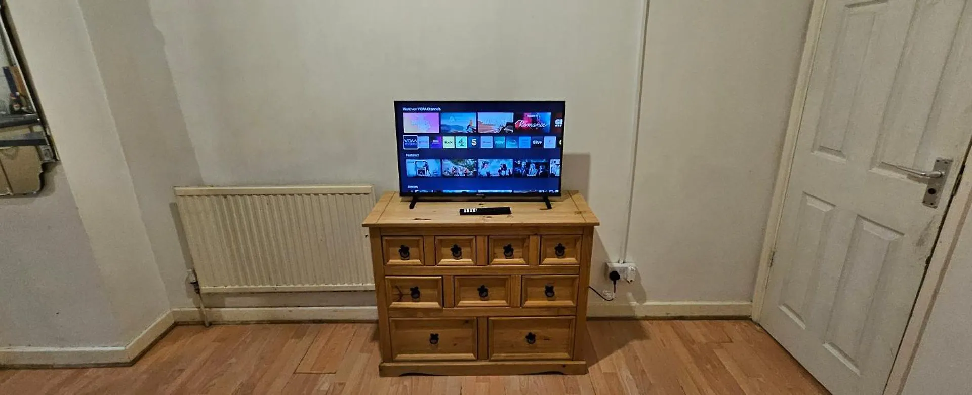 아파트 No Frills & Nothing Fancy 1 Bed Studio City Centre 카디프